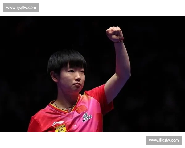 孙颖莎:球不落地永不言弃,训练与比赛书写传奇! 孙颖莎:球不落地永不言弃,训练与比赛书写传奇!