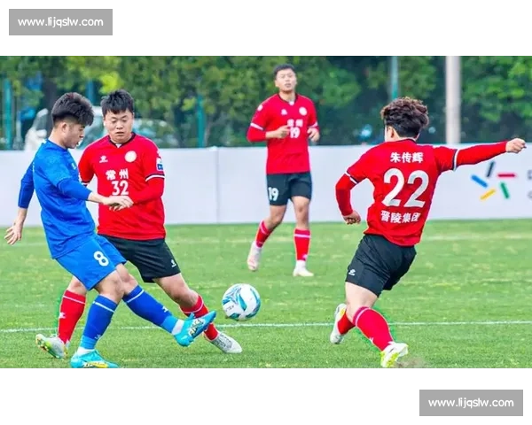 南通 “战袍” 亮剑苏超:草根逆袭书写城市荣耀 南通 “战袍” 亮剑苏超:草根逆袭书写城市荣耀