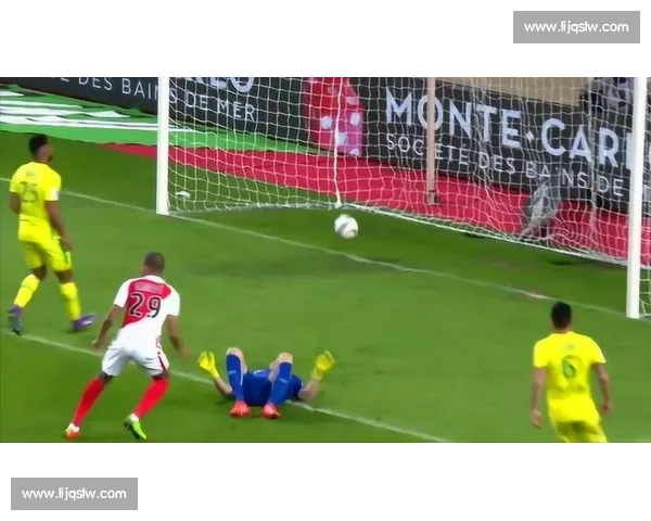 壁画修复师卡洛斯:用防涂鸦涂层守护毕巴冠军荣耀 壁画修复师卡洛斯:用防涂鸦涂层守护毕巴冠军荣耀